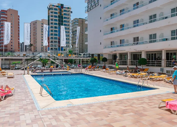 Hotel Port Fiesta Park